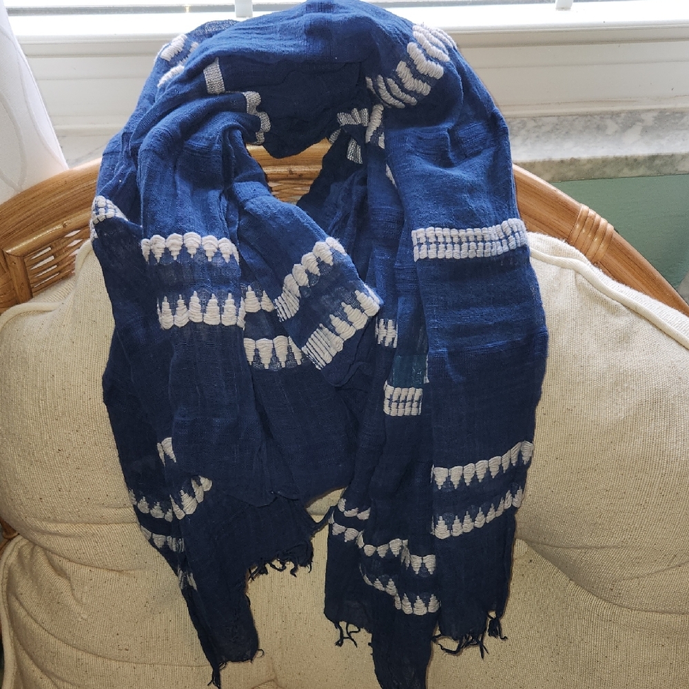 Able Blue and White Patterned Scarf